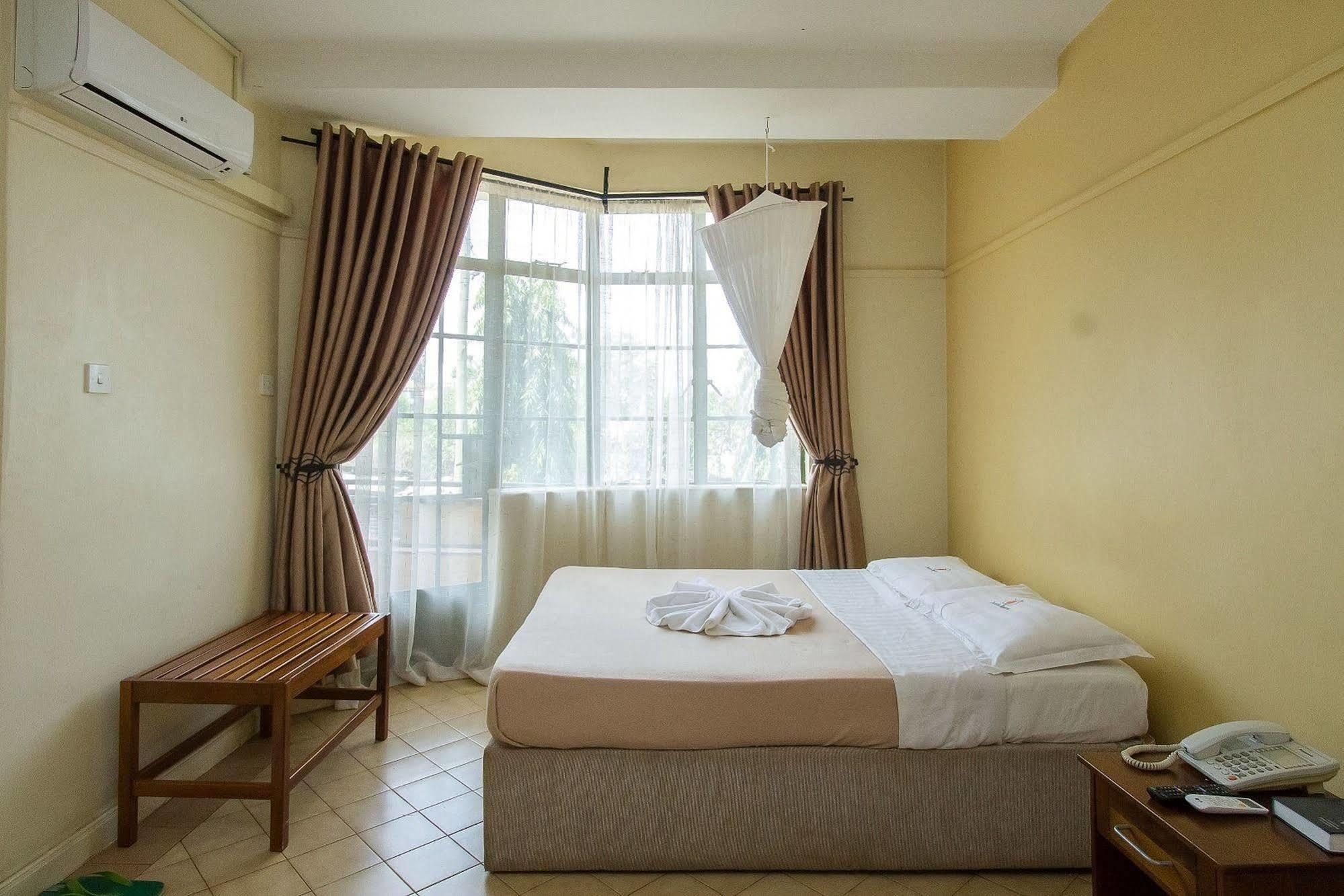 Jumuia Hotel Kisumu Kültér fotó